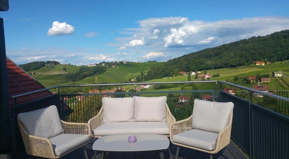 Zweytick Gaestezimmer Weingut Ratsch an der Weinstraße エクステリア 写真
