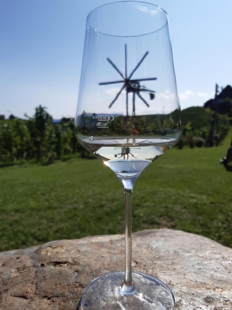Zweytick Gaestezimmer Weingut Ratsch an der Weinstraße エクステリア 写真