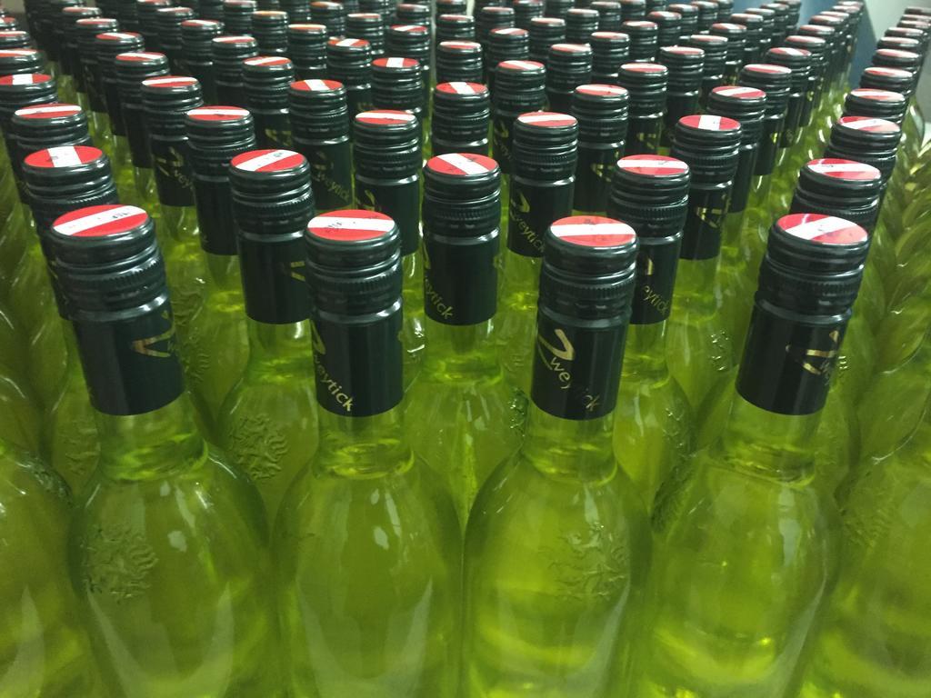 Zweytick Gaestezimmer Weingut Ratsch an der Weinstraße エクステリア 写真