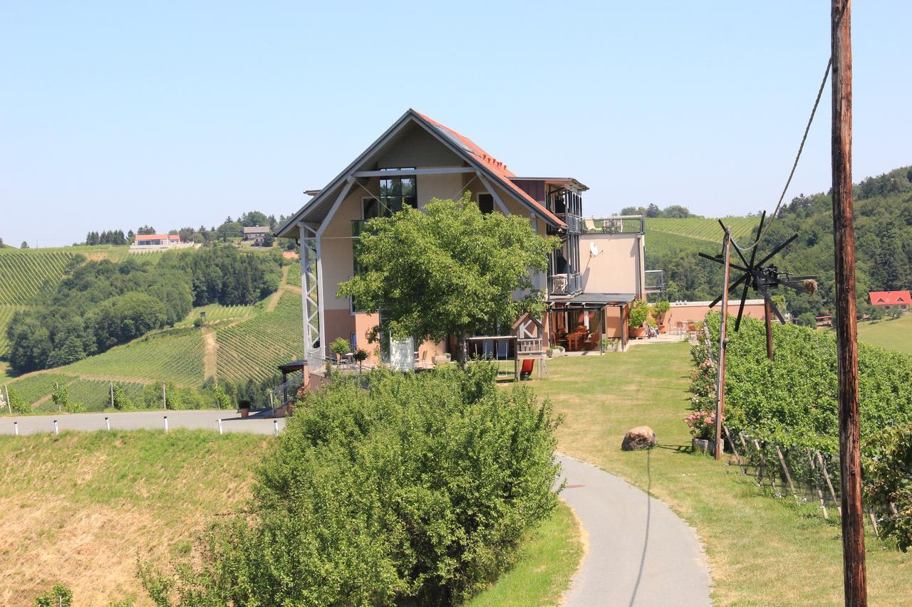 Zweytick Gaestezimmer Weingut Ratsch an der Weinstraße エクステリア 写真