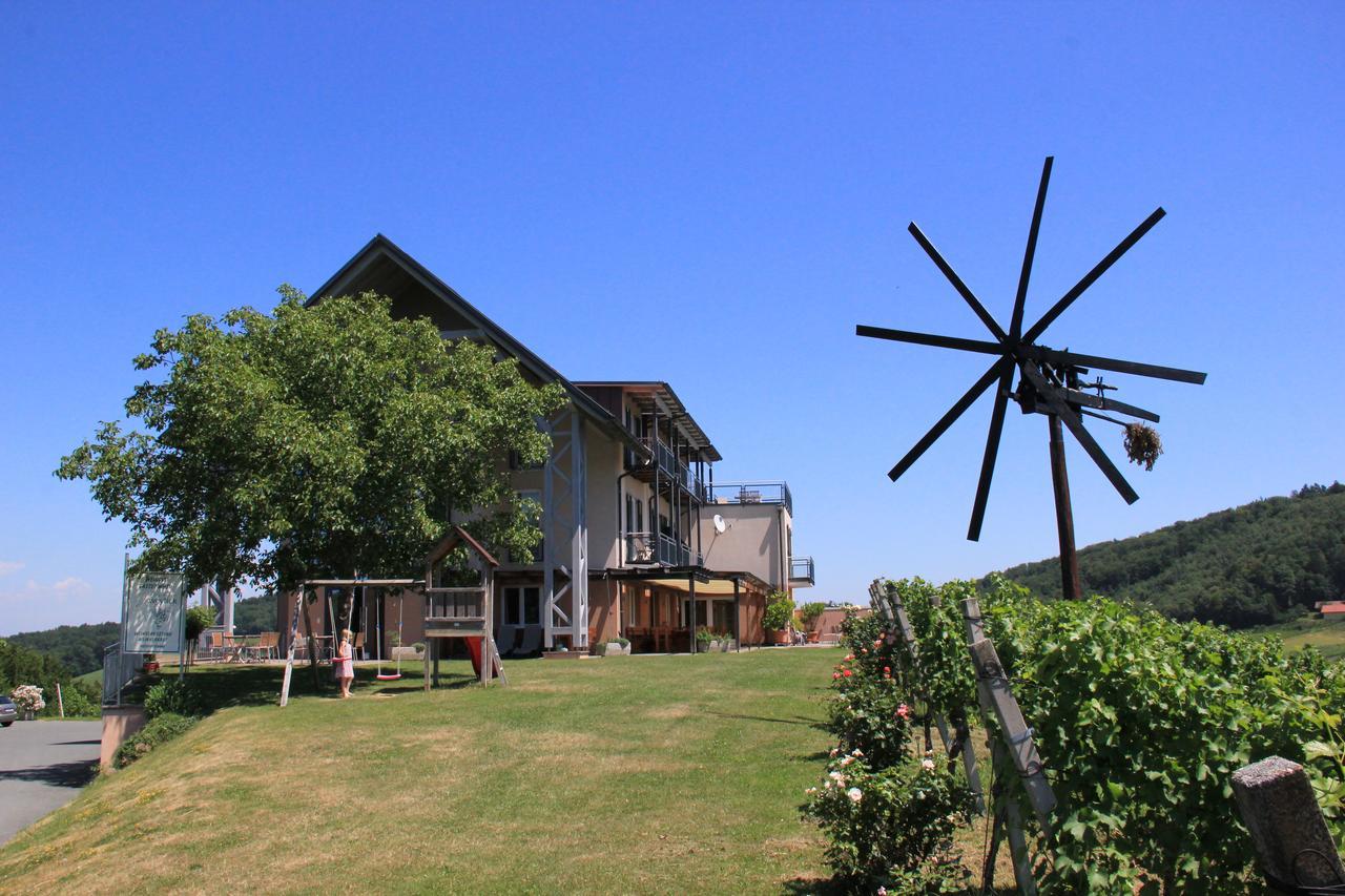 Zweytick Gaestezimmer Weingut Ratsch an der Weinstraße エクステリア 写真